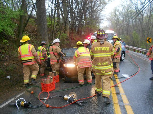 04/29/13 - Route 82 W.Brandywine Twp. - Accident with Entrapment.